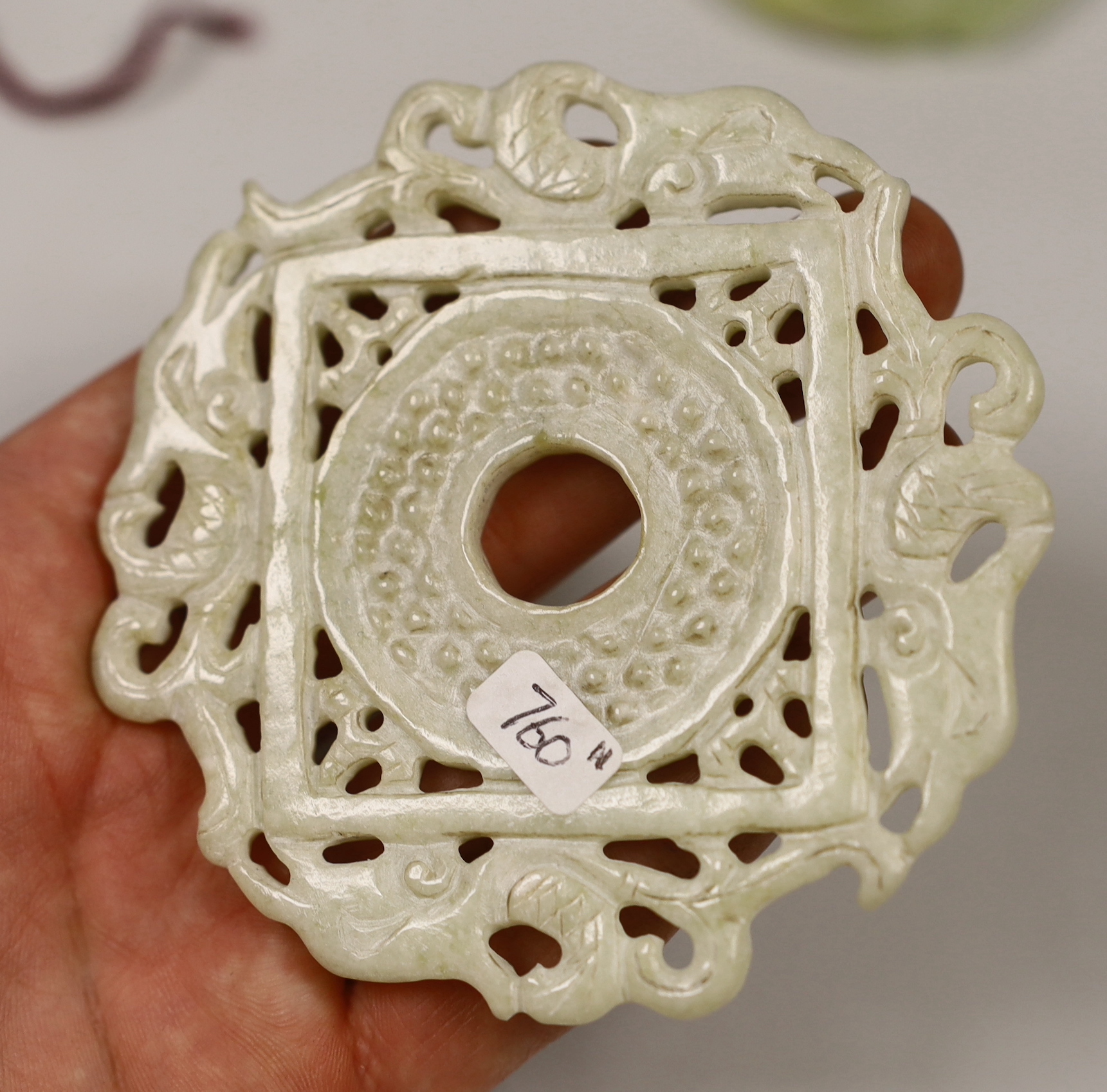A collection of 10 various Chinese jade/hardstone carvings